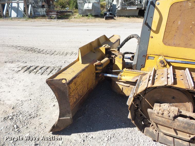 image for item DD9501 2001 John Deere 650H LT dozer