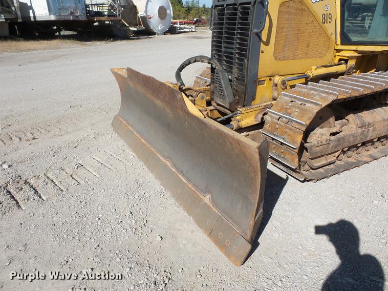 image for item DD9501 2001 John Deere 650H LT dozer