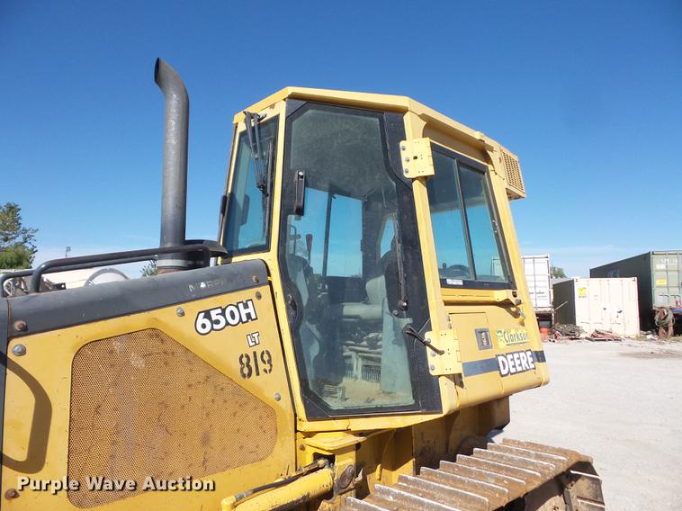 image for item DD9501 2001 John Deere 650H LT dozer