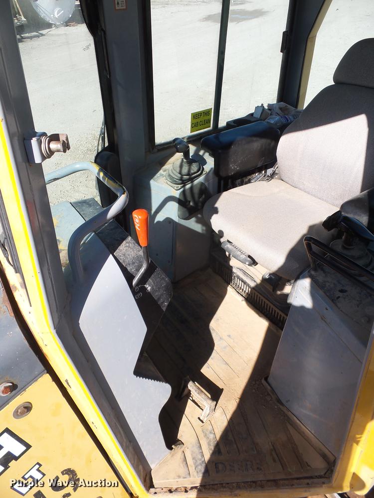 image for item DD9501 2001 John Deere 650H LT dozer