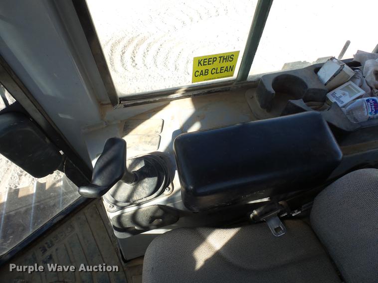 image for item DD9501 2001 John Deere 650H LT dozer