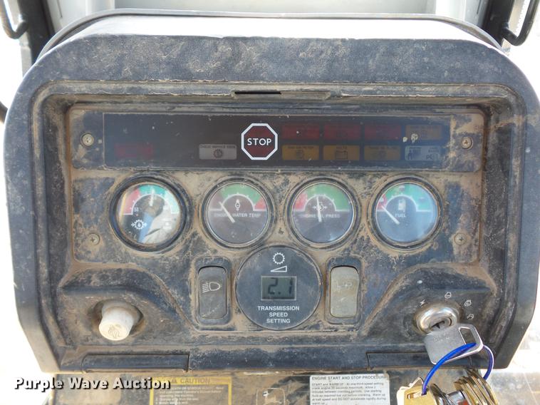 image for item DD9501 2001 John Deere 650H LT dozer