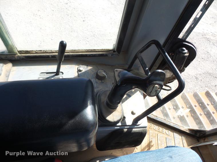 image for item DD9501 2001 John Deere 650H LT dozer