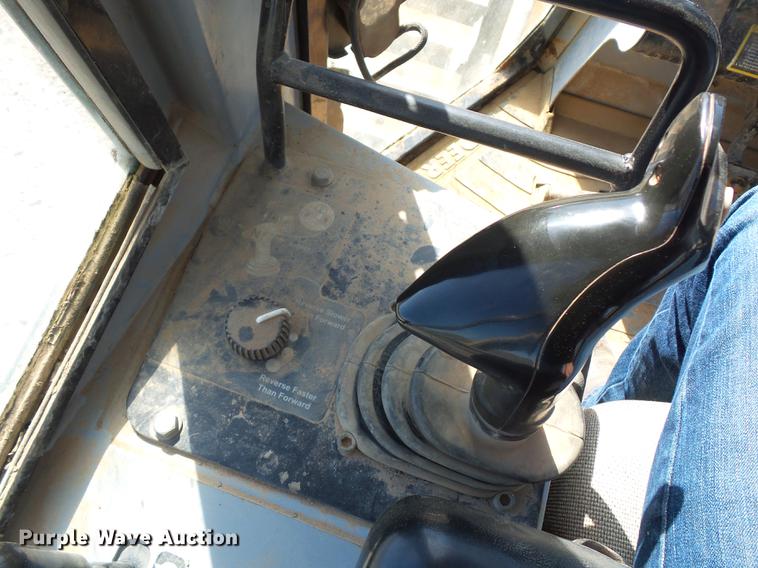 image for item DD9501 2001 John Deere 650H LT dozer