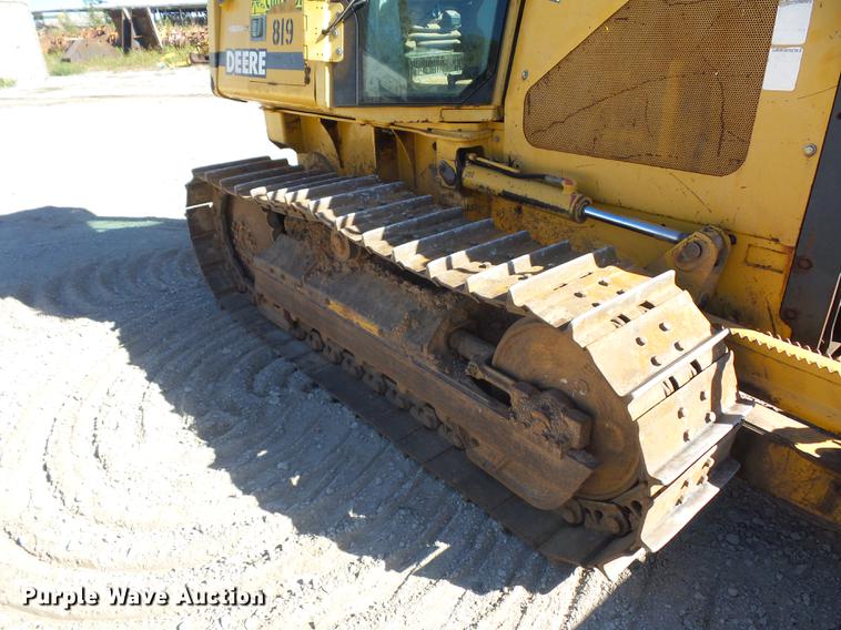 image for item DD9501 2001 John Deere 650H LT dozer