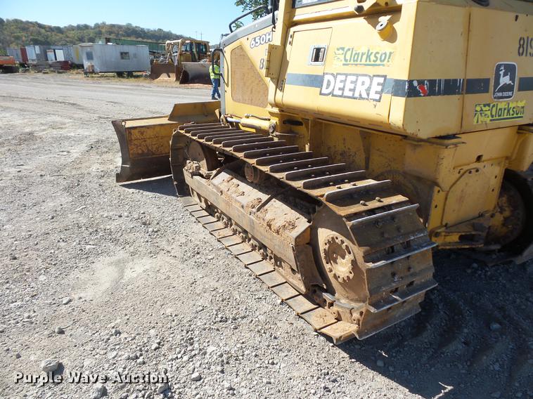 image for item DD9501 2001 John Deere 650H LT dozer