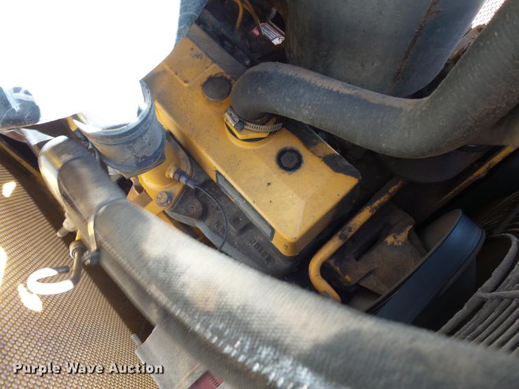 image for item DD9501 2001 John Deere 650H LT dozer