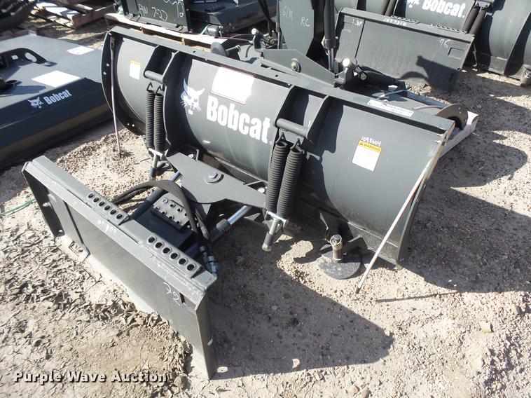 image for item DE9190 2014 Bobcat snow blade