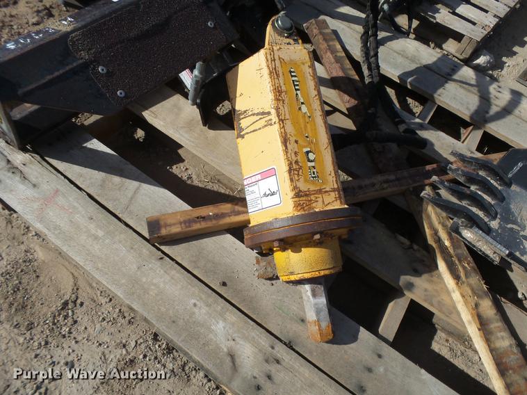 image for item DE9191 Belltec skid steer auger