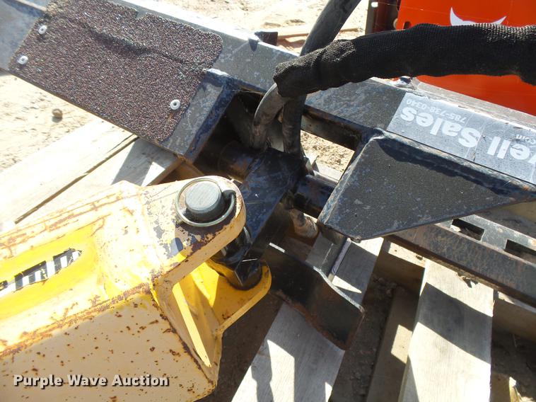 image for item DE9191 Belltec skid steer auger