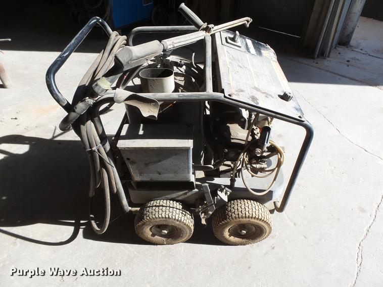 image for item DE9193 Mi-T-M NSE-1502-2M10 pressure washer