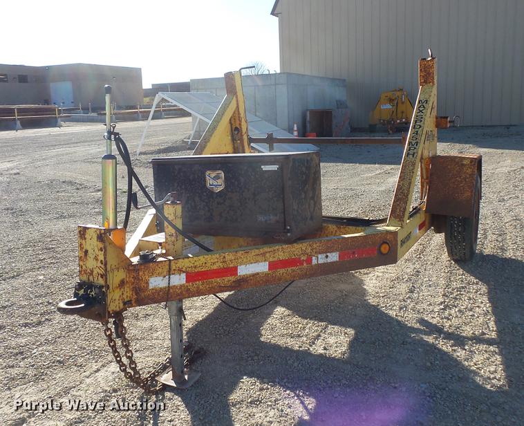 image for item DE9437 2001 Redi Haul RH4110RT reel trailer