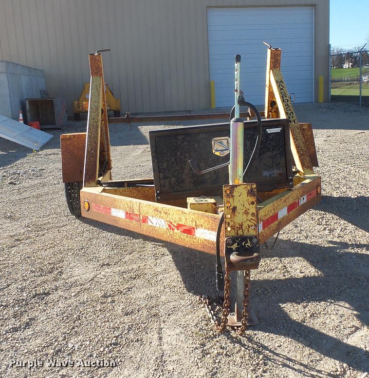 image for item DE9437 2001 Redi Haul RH4110RT reel trailer