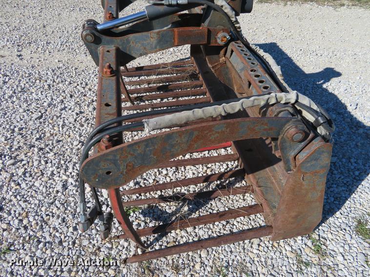 Bobcat utility grapple bucket in Geuda Springs, KS Item DF9751 sold