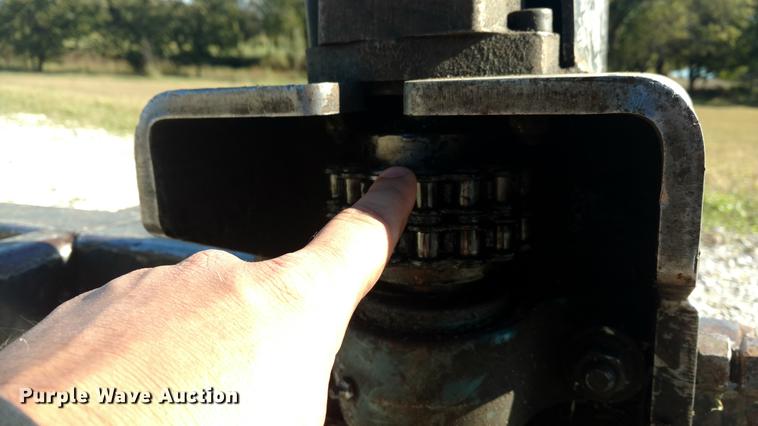 image for item DF9752 Bobcat skid steer tree saw