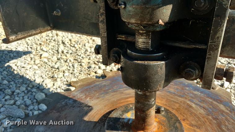 image for item DF9752 Bobcat skid steer tree saw