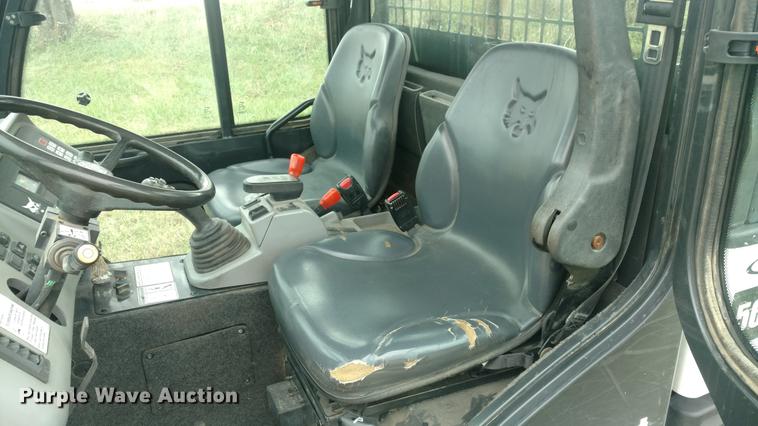 image for item DF9754 2013 Bobcat Toolcat 5600 utility work machine