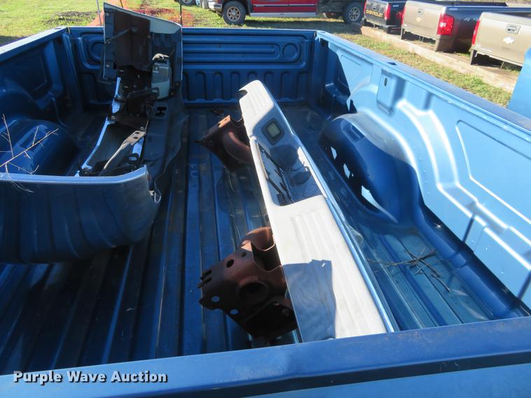 image for item DF9796 2004 Dodge Ram pickup truck bed