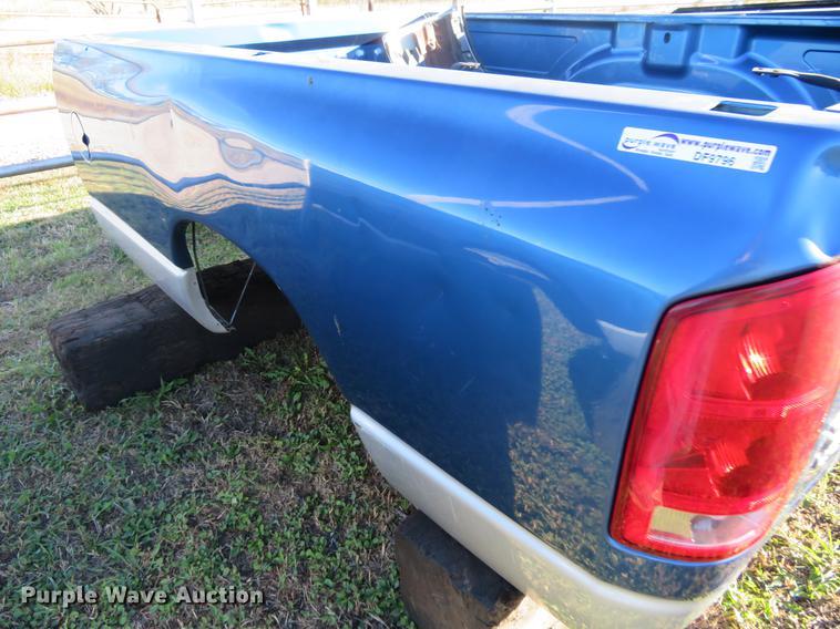 image for item DF9796 2004 Dodge Ram pickup truck bed