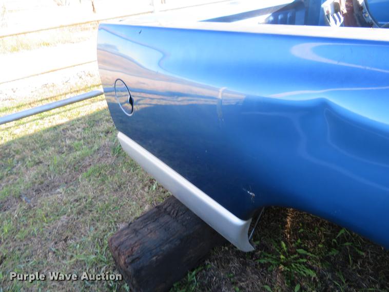 image for item DF9796 2004 Dodge Ram pickup truck bed