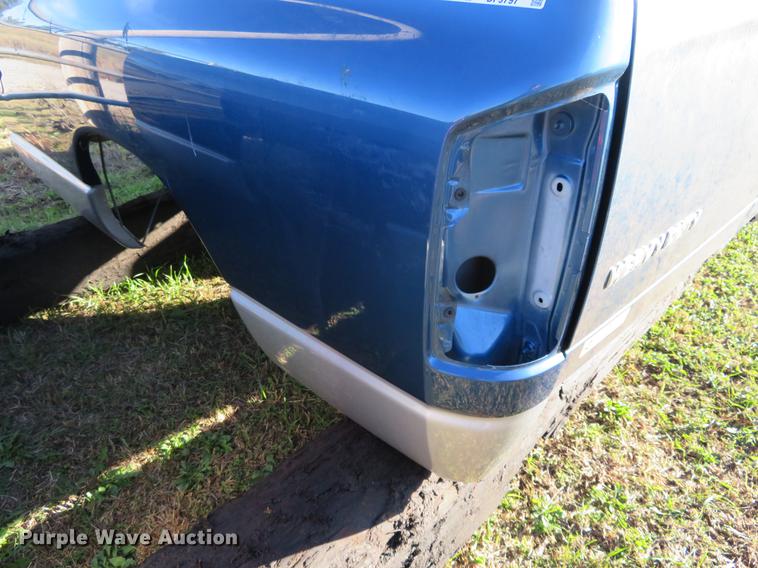 image for item DF9797 2006 Dodge Ram pickup truck bed