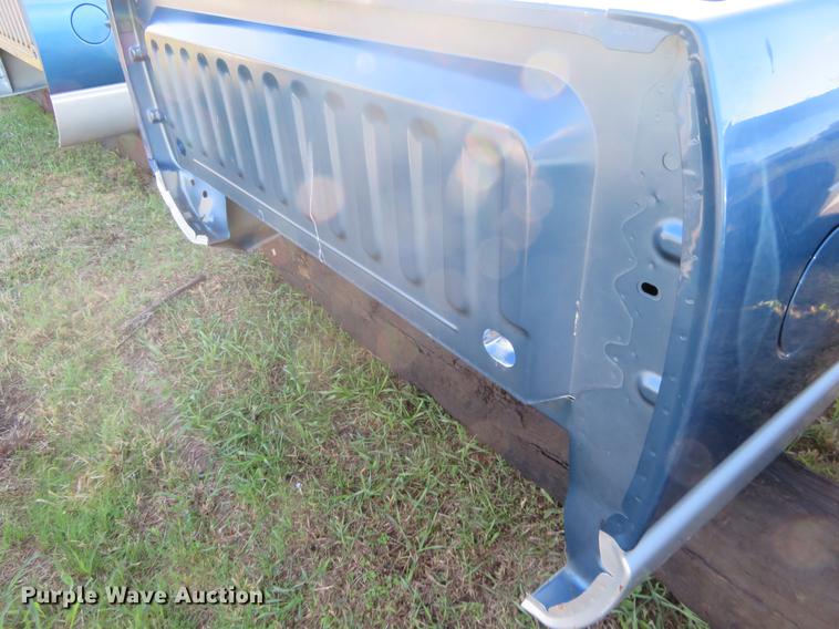 image for item DF9797 2006 Dodge Ram pickup truck bed