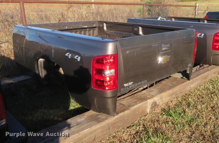 image for item DF9800 2008 Chevrolet pickup truck bed