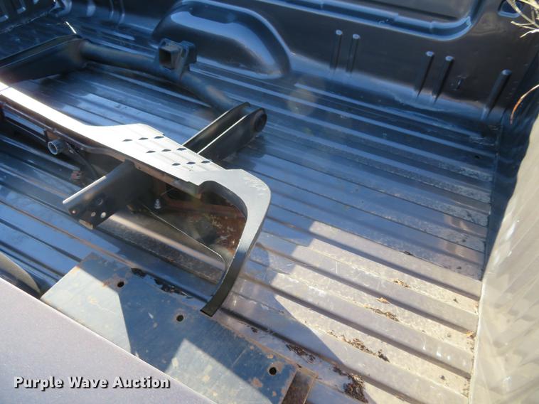 image for item DF9800 2008 Chevrolet pickup truck bed