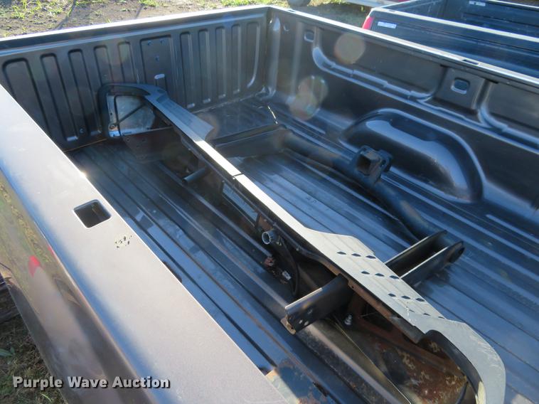 image for item DF9800 2008 Chevrolet pickup truck bed
