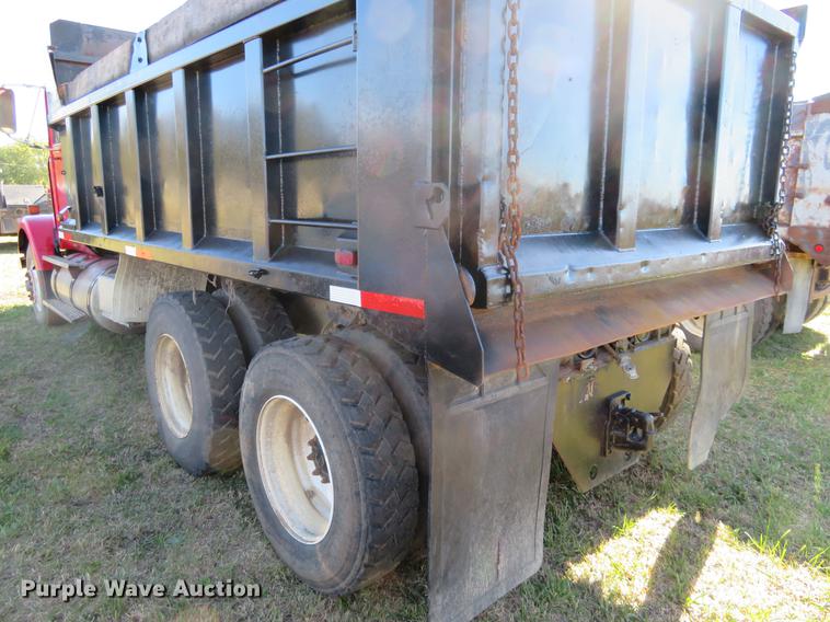 image for item DF9804 1990 International F9370 dump truck