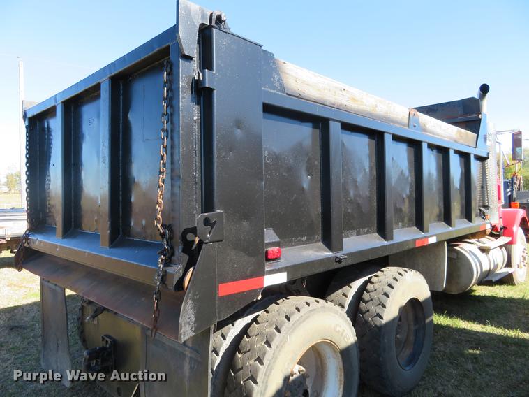 image for item DF9804 1990 International F9370 dump truck