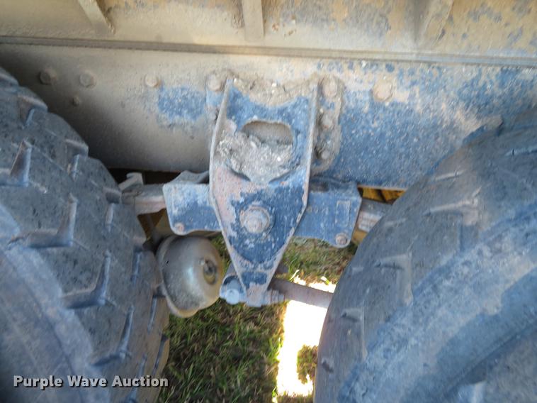 image for item DF9804 1990 International F9370 dump truck