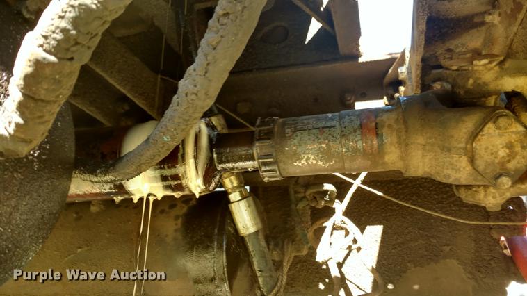 image for item DF9805 1981 Peterbilt 359 dump truck