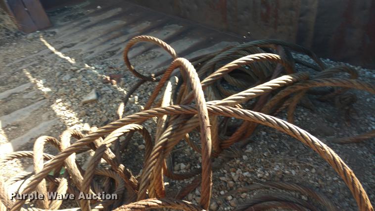 image for item DF9805 1981 Peterbilt 359 dump truck