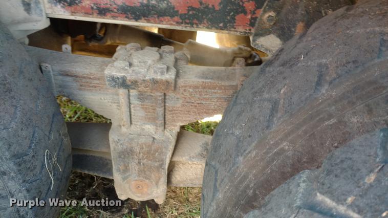 image for item DF9805 1981 Peterbilt 359 dump truck