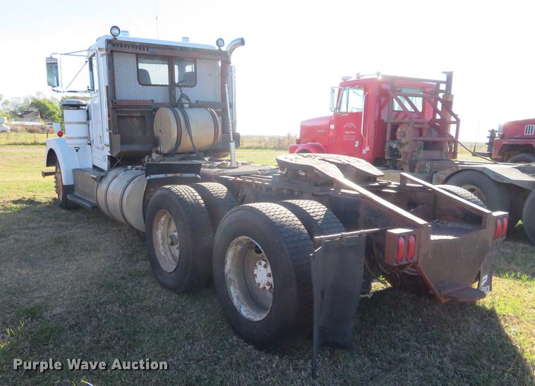 image for item DF9808 1985 Marmon semi truck