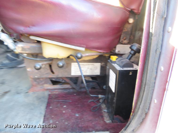 image for item DF9808 1985 Marmon semi truck