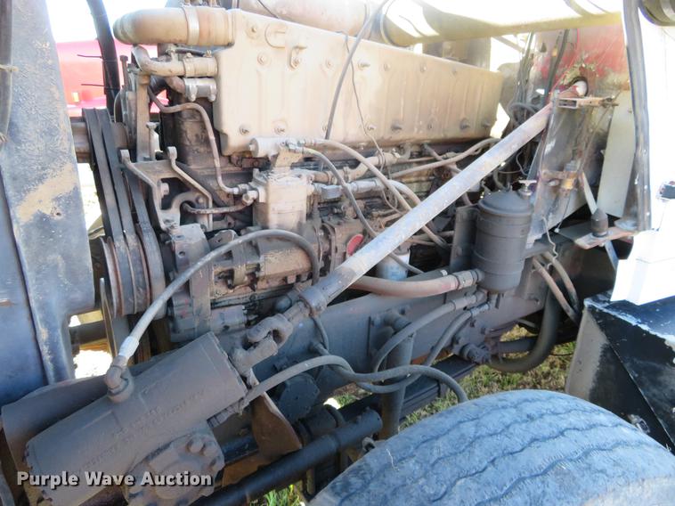 image for item DF9808 1985 Marmon semi truck