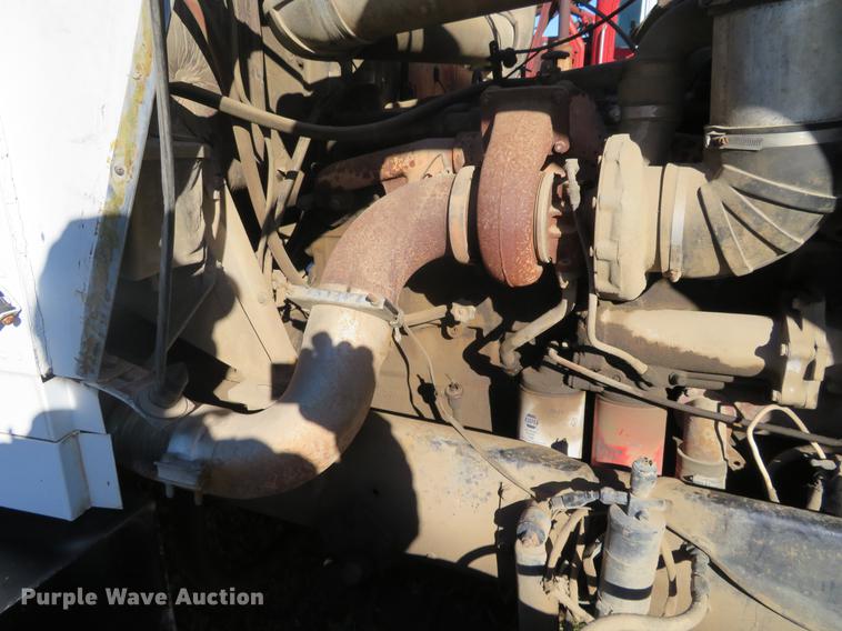 image for item DF9808 1985 Marmon semi truck