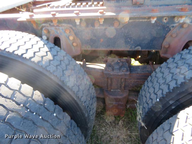 image for item DF9808 1985 Marmon semi truck