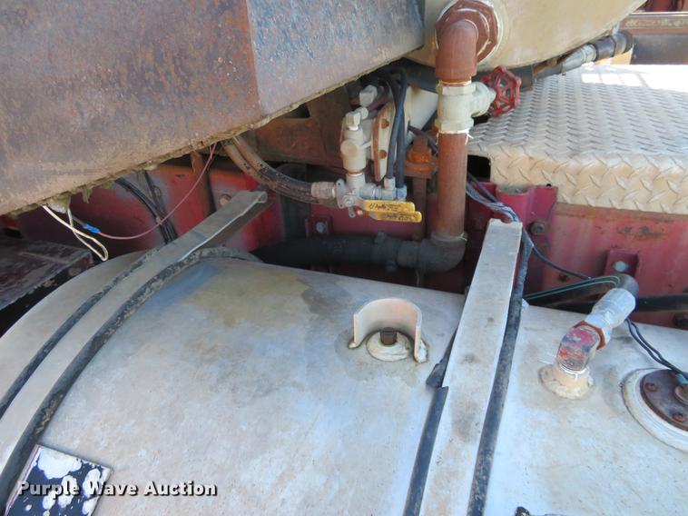 image for item DF9808 1985 Marmon semi truck