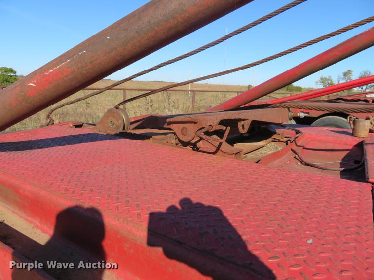 image for item DF9811 1976 International Paystar 5000 oilfield rig up tandem truck