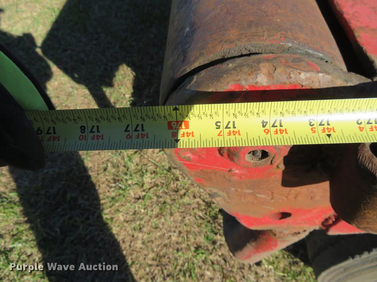 image for item DF9811 1976 International Paystar 5000 oilfield rig up tandem truck