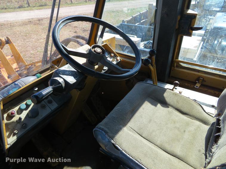 image for item DF9821 Fiat-Allis FR11 wheel loader