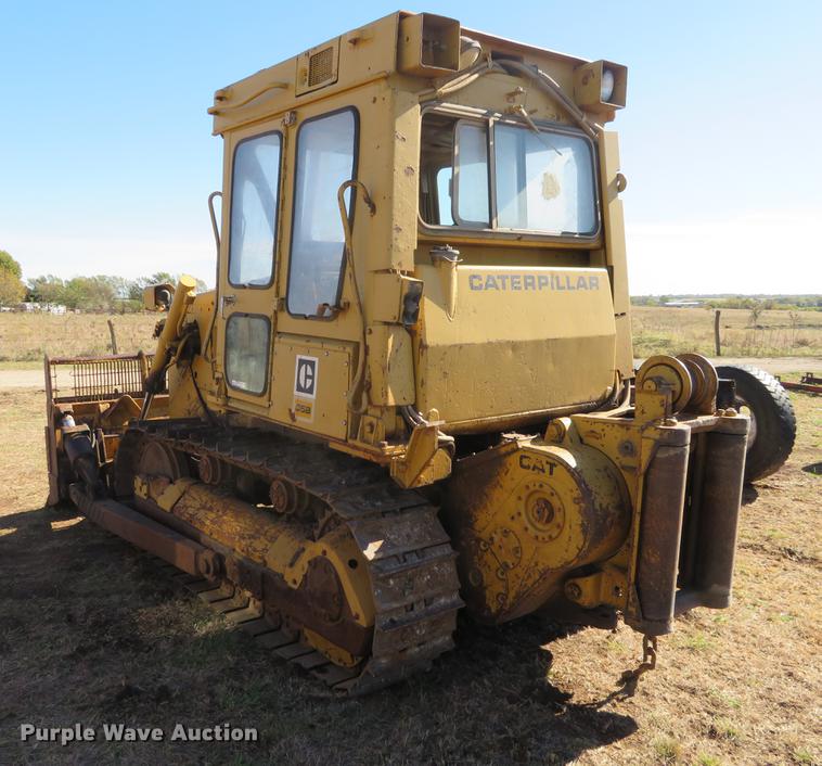 image for item DF9822 1981 Caterpillar D5B dozer