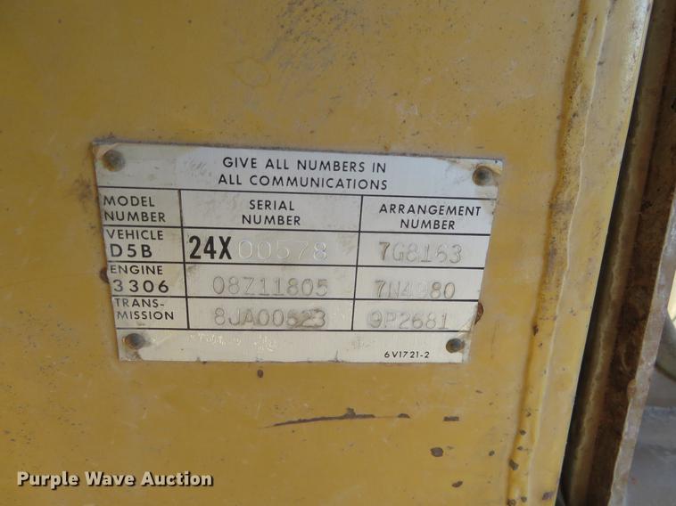 image for item DF9822 1981 Caterpillar D5B dozer