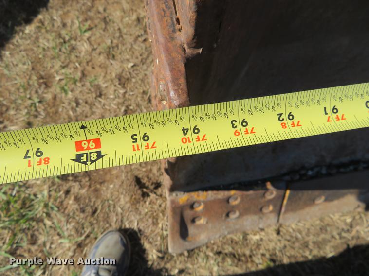 image for item DF9822 1981 Caterpillar D5B dozer