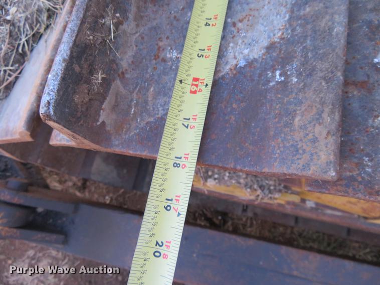 image for item DF9822 1981 Caterpillar D5B dozer