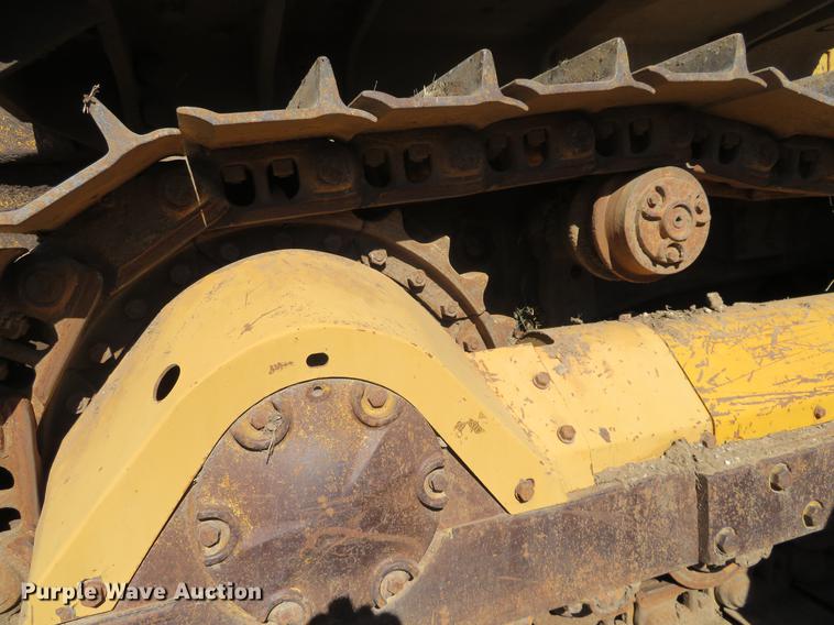 image for item DF9822 1981 Caterpillar D5B dozer