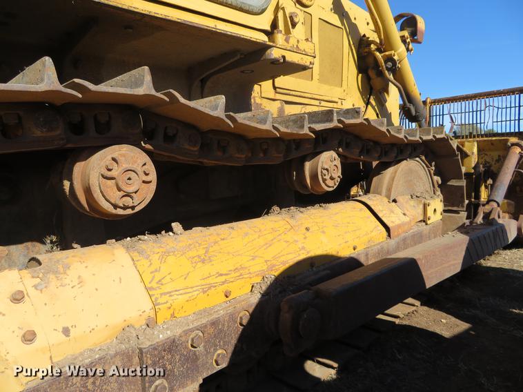 image for item DF9822 1981 Caterpillar D5B dozer